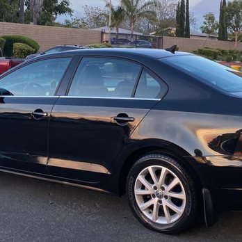 Flores Mobile Detailing - VW Jetta SE - Auto Detailing Near Me Flores Mobile Detailing - VW Jetta SE - Auto Detailing Near Me