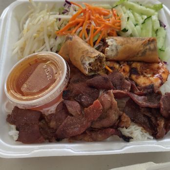 Pho Viet - B18 Combination ($14.95). Spring roll had very weird meat inside, a bit suspicious. Shrimp not fresh. - Vietnamese Near Me - Hillsboro, Oregon Pho Viet - B18 Combination ($14.95). Spring roll had very weird meat inside, a bit suspicious. Shrimp not fresh. - Vietnamese Near Me - Hillsboro, Oregon