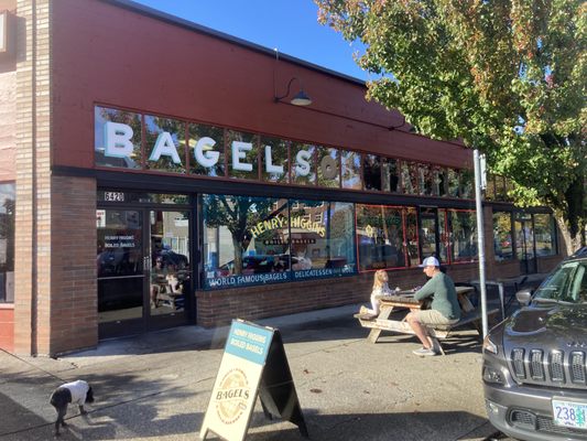 Henry Higgins Boiled Bagels by null