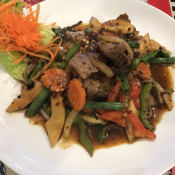 Thai Way - Pad kra prow with beef and added green beans - Thai Near Me - Santa Ana, California Thai Way - Pad kra prow with beef and added green beans - Thai Near Me - Santa Ana, California