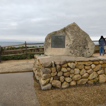 Aquinnah Cliffs Overlook - Info on the Gay Head Cliff's. - Local Flavor Near Me - Aquinnah, Massachusetts Aquinnah Cliffs Overlook - Info on the Gay Head Cliff's. - Local Flavor Near Me - Aquinnah, Massachusetts