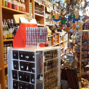 Canada in a Basket - a store filled with goods - Specialty Food Near Me - Ottawa, Ontario