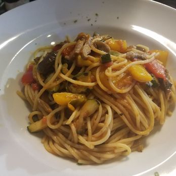 Ristorante agli Archi - Spaghetti with Vegetables - Italian Near Me - Venice, VE