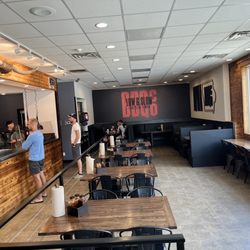 Iowa Barbeque - Inside