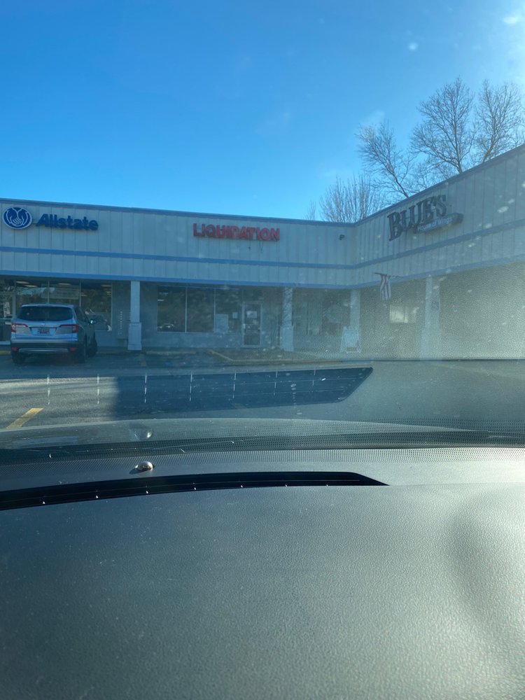 JAE’S BARBER SHOP 1039 Johnnie Dodds Blvd, Mount Pleasant, South