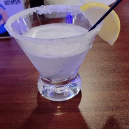 Lemon Drop martini... this is as it arrived. Lemon Drop martini... this is as it arrived.