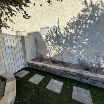 LV Synthetic Grass - Front yard to back gate - Artificial Turf Near Me - Las Vegas, Nevada LV Synthetic Grass - Front yard to back gate - Artificial Turf Near Me - Las Vegas, Nevada