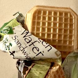 Hashi Market - Matcha Frozen Wafer Sandwich