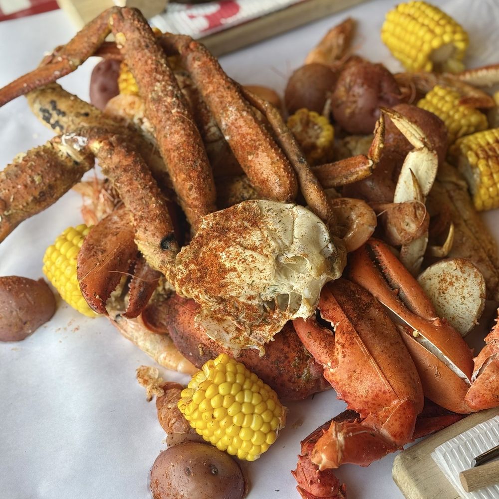 The Crab Pot Bellevue - Royal Feast Seafood Boil (IG: @eatwithbaobae) - Seafood Near Me - Bellevue, Washington The Crab Pot Bellevue - Royal Feast Seafood Boil (IG: @eatwithbaobae) - Seafood Near Me - Bellevue, Washington