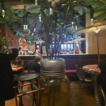 Bistrot Chez Rémy - French Near Me - Chessy, 77 Bistrot Chez Rémy - French Near Me - Chessy, 77