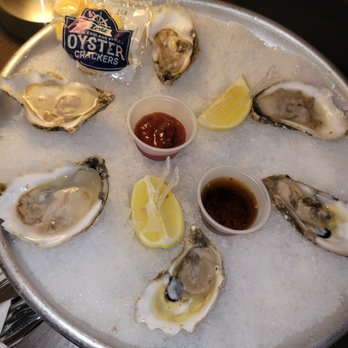 Jane Doe Lounge - Cocktail Bars Near Me - New York, New York