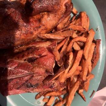 Bigg's BBQ - Barbeque Near Me - Lawrence, Kansas