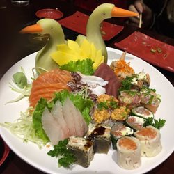 Naru - It is a nice combination. You can start to eat with your eyes!