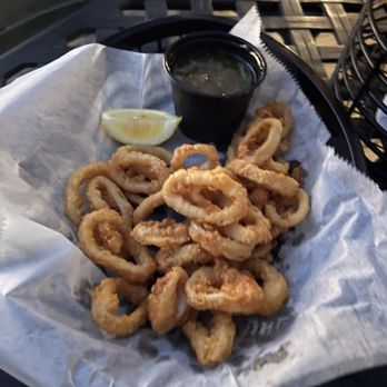 Vickery's Bar & Grill - Fried Calamari Fried Calamari - Bars Near Me - Mount Pleasant, South Carolina Vickery's Bar & Grill - Fried Calamari Fried Calamari - Bars Near Me - Mount Pleasant, South Carolina