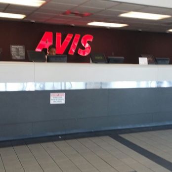 Avis - I was surprised how empty it was. Then I realized I was at the return counter. Oooops. - Car Rental Near Me - Los Angeles, California