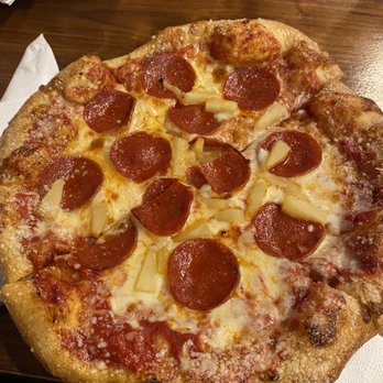 Mellow Mushroom Columbia - Pizza Near Me - Columbia, South Carolina