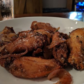 Metacom Kitchen - Coriander and Sea Salt chicken wings - New American Near Me - Warren, Rhode Island