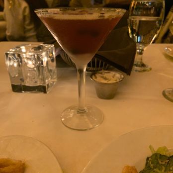 Ocean Prime - Berries and bubbly cocktail - Cocktail Bars Near Me - Philadelphia, Pennsylvania