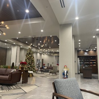 Four Points by Sheraton Yuma - Lobby is festive - Hotels Near Me - Yuma, Arizona