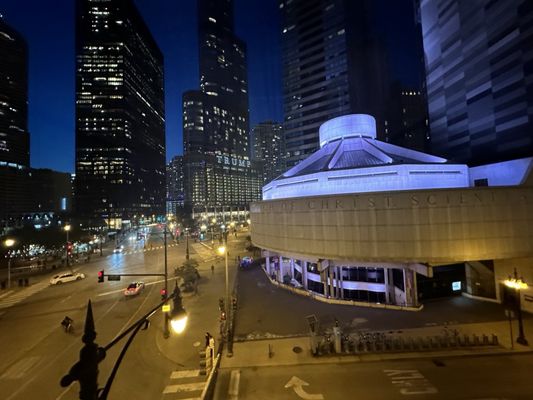 L7 CHICAGO BY LOTTE by null