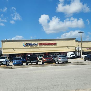 Midpoint Shopping Center - Sabor Tropical Suprrmarket - Shopping Centers Near Me - Miami, Florida
