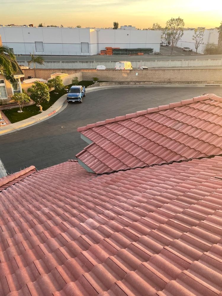 Slide of Golden Winter Roofing