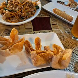 Correa Chinese Cuisine - Crab rangoons, egg roll & chicken lomain