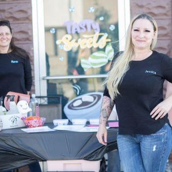 Corner 2 Corner Cleaning Services - Sisters in Business! - Home Cleaning Near Me Corner 2 Corner Cleaning Services - Sisters in Business! - Home Cleaning Near Me