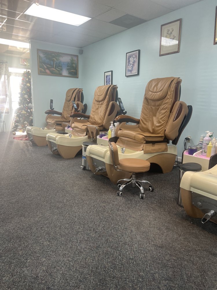 American Nail Spa Logo