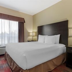 Best Western Plus Red Deer Inn & Suites - K