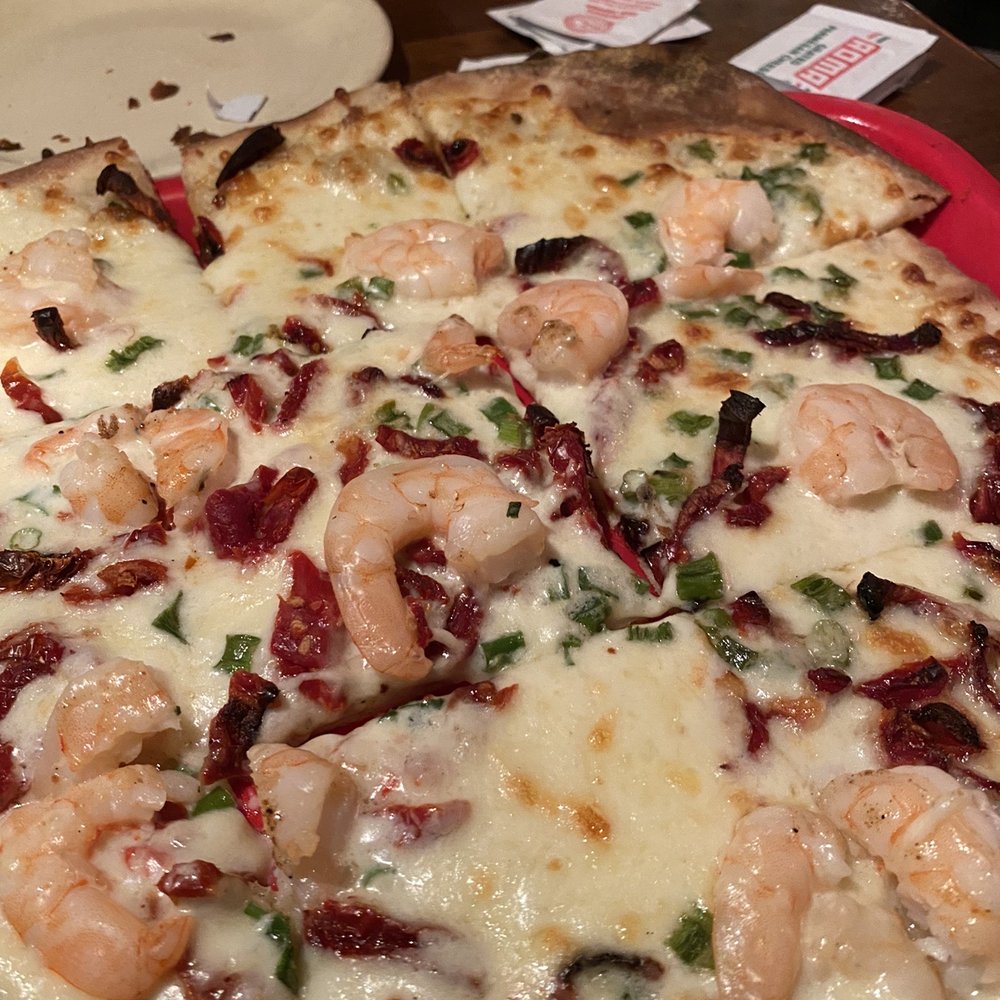 Shrimp Scalinis Alfredo Pizza