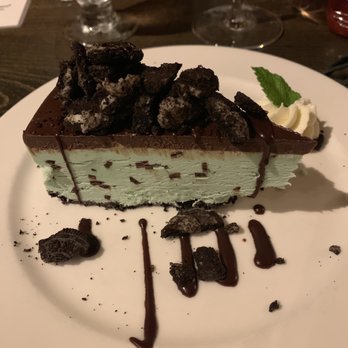 Emory's On Silver Lake - Mud pie - Steakhouses Near Me - Everett, Washington Emory's On Silver Lake - Mud pie - Steakhouses Near Me - Everett, Washington