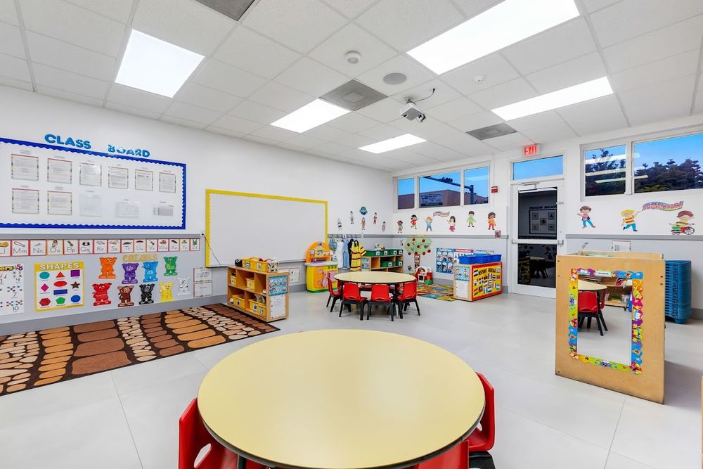 Watch Me Grow Learning Center I - childcare center in Miami, FL