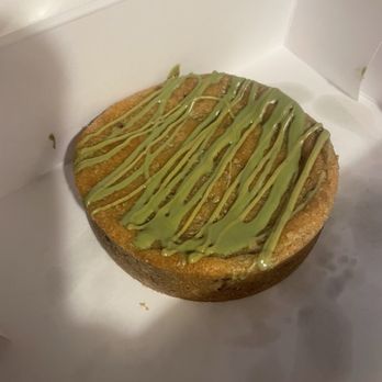 Cookie Plug - Looks nothing like the picture they advertised. Shit nasty - Desserts Near Me - Fresno, California
