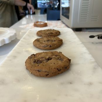 Habibi's - Cafes Near Me - Fullerton, California