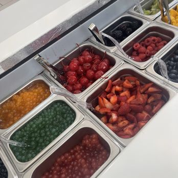 Berry Berry Good - Ice Cream & Frozen Yogurt Near Me - Flowood, Mississippi