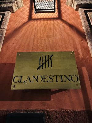 Clandestino Hotel by null