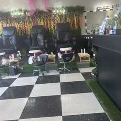 LTresses Day Spa