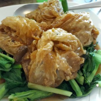 Dew Drop Inn - Stuffed bean curd rolls with choy sum. - Chinese Near Me - Honolulu, Hawaii Dew Drop Inn - Stuffed bean curd rolls with choy sum. - Chinese Near Me - Honolulu, Hawaii