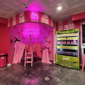 Elite Experience: Gelato Sweetspot - Spooky circus cracker - Yelp Events Near Me - Poway, California