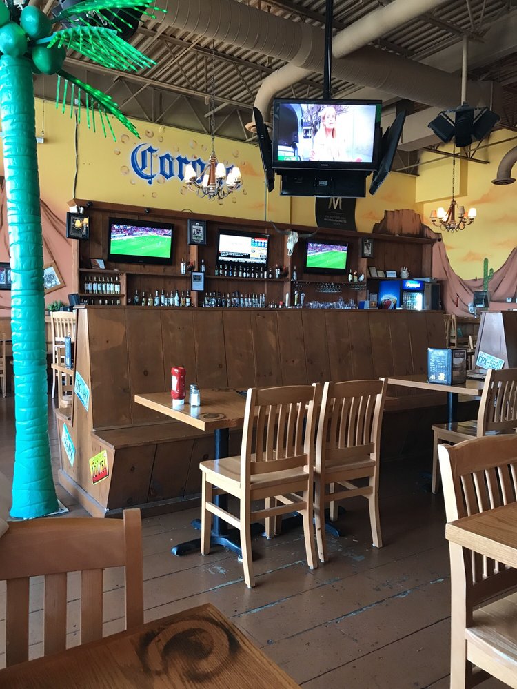 WILD WING 12 Reviews 7070 Saint Barbara Boulevard, Mississauga