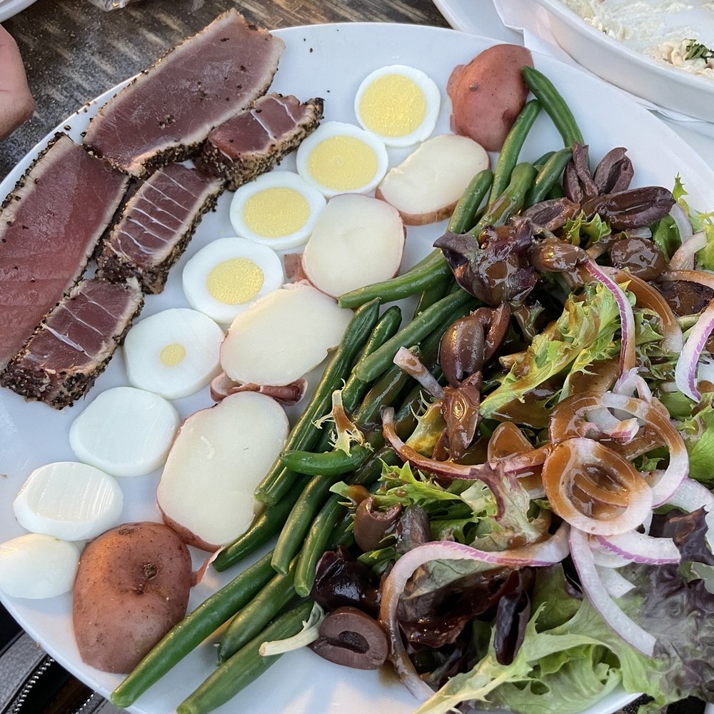 Havana's - Niçoise Salad -- could have had a little more flavor to it - Seafood Near Me - Carolina Beach, North Carolina Havana's - Niçoise Salad -- could have had a little more flavor to it - Seafood Near Me - Carolina Beach, North Carolina