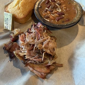 Hogback BBQ & Grill - Pulled pork, cornbread, settler's beans - Barbeque Near Me - Littleton, Colorado Hogback BBQ & Grill - Pulled pork, cornbread, settler's beans - Barbeque Near Me - Littleton, Colorado