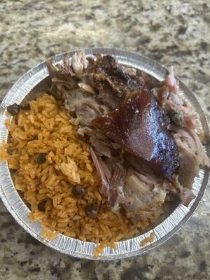 La Pequeña Lechonera inc by null