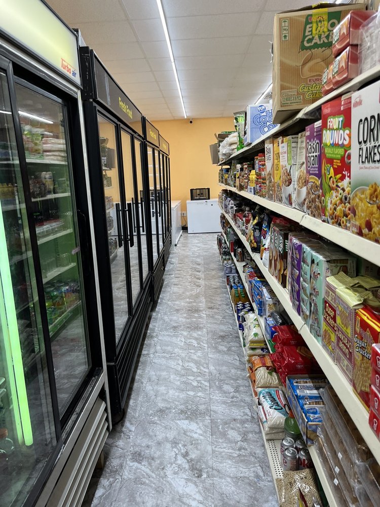 MUHAJIR GROCERY STORE Updated June 2024 5880 Ranchester Dr, Houston