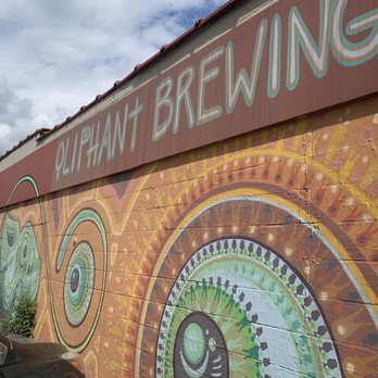 Oliphant Brewery - Great mural - Breweries Near Me - Somerset, Wisconsin