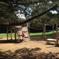Happy Mount Park - Natural adventure playground