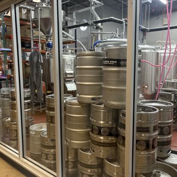 Loose Ends Brewing - Breweries Near Me - Centerville, Ohio