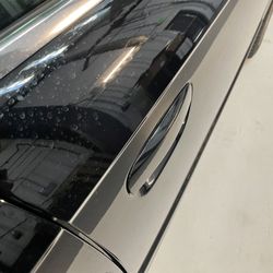 Lucky Dog Car & Pet Wash - Dirty hard water. Wont be back.