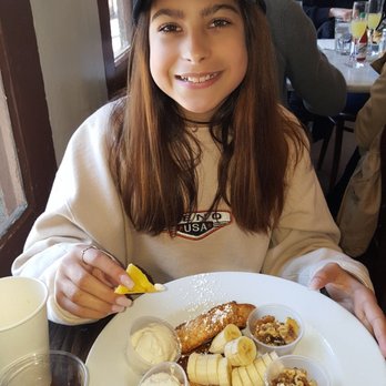 Stanley - Killer bananas Foster! - Breakfast & Brunch Near Me - New Orleans, Louisiana Stanley - Killer bananas Foster! - Breakfast & Brunch Near Me - New Orleans, Louisiana